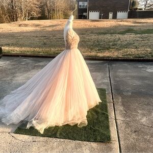 Elegant Wedding, Prom or Pageant dress.